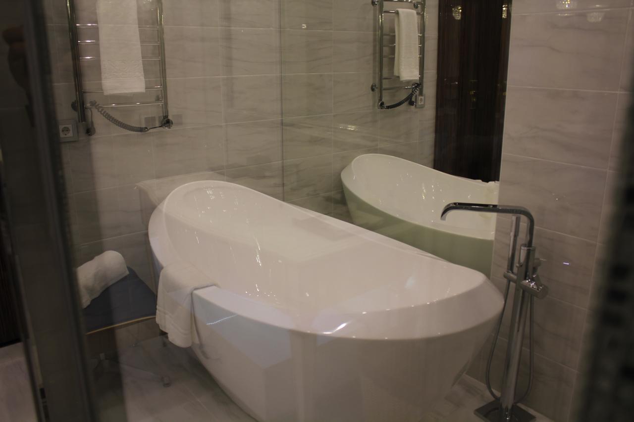 Boutique Hotel Health Club&Spa Grand Prix アスターナ エクステリア 写真
