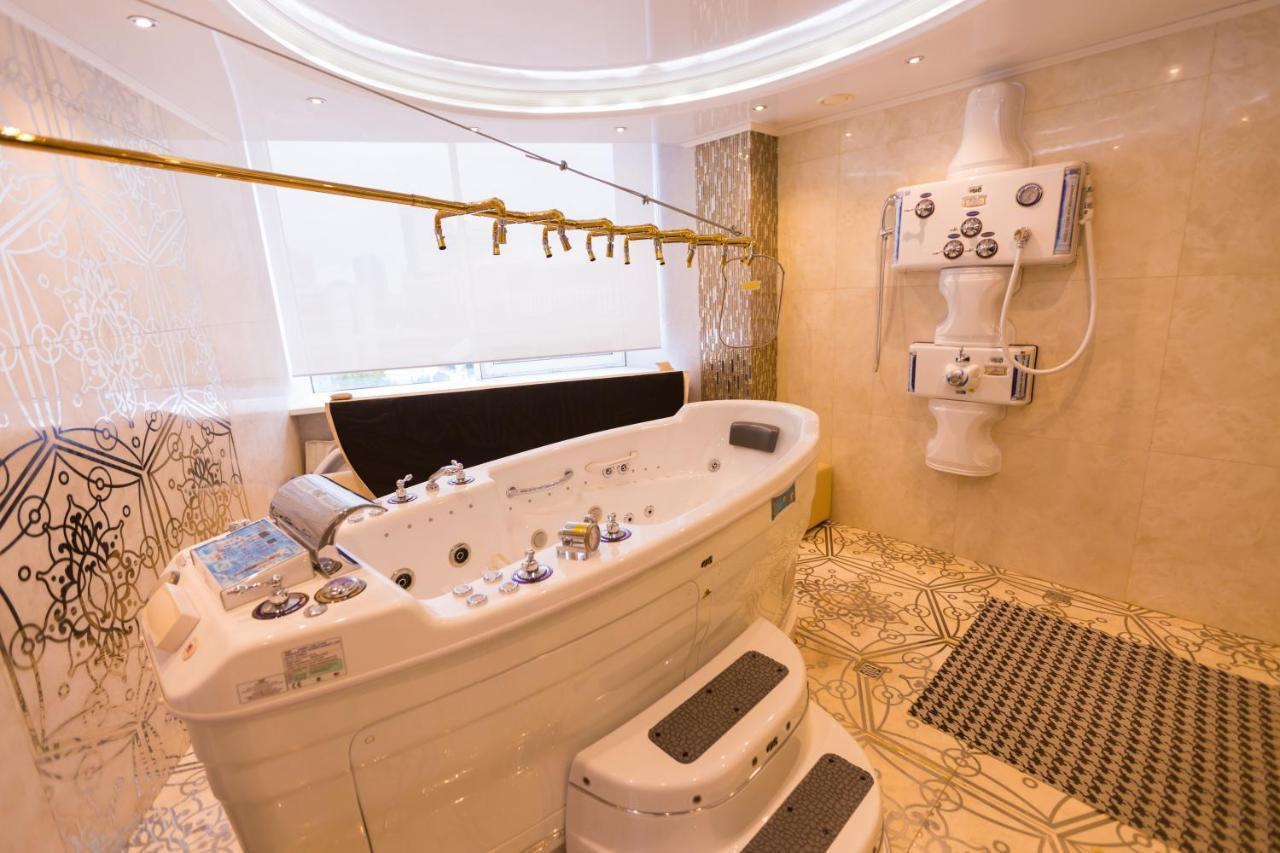 Boutique Hotel Health Club&Spa Grand Prix アスターナ エクステリア 写真