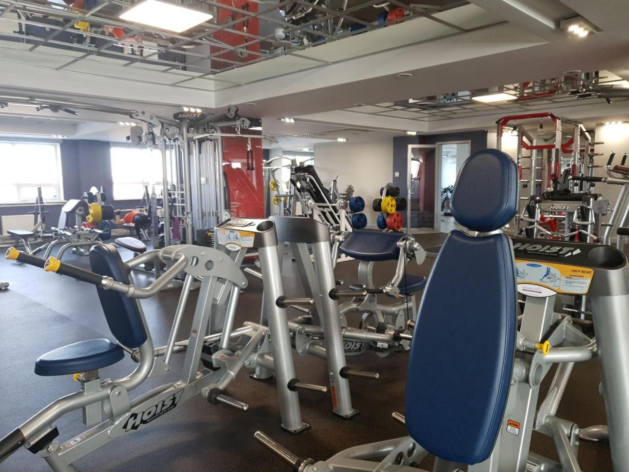 Boutique Hotel Health Club&Spa Grand Prix アスターナ エクステリア 写真