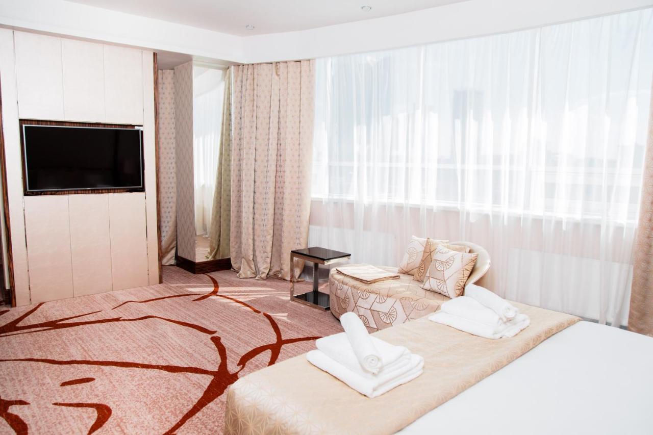 Boutique Hotel Health Club&Spa Grand Prix アスターナ エクステリア 写真